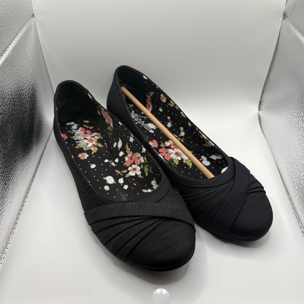 Xappeal Dani-JO Black Pleated Crossover Ballet Flats Floral Lining Womens 9M